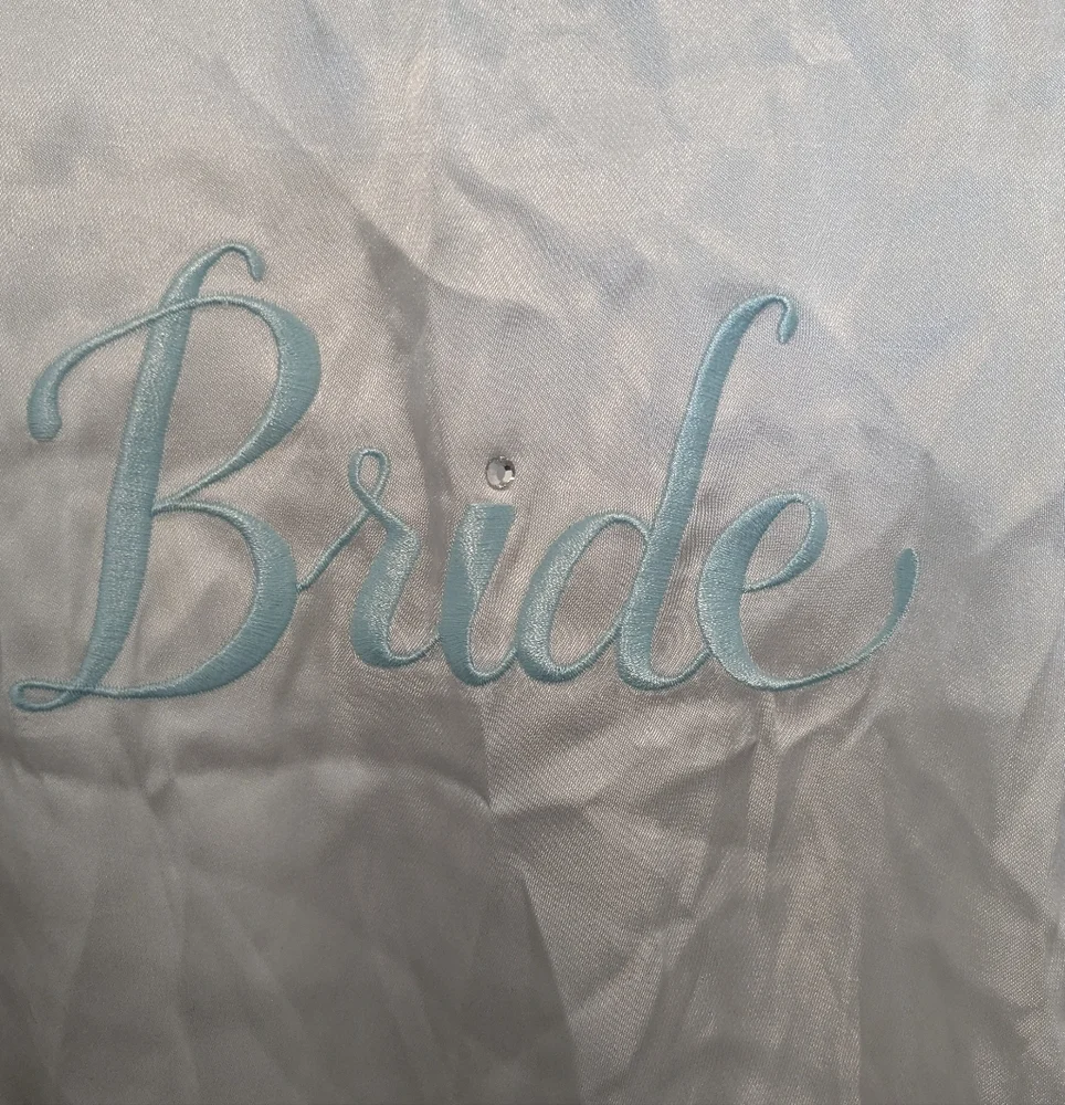 White XS Bride Robe - Picture 2 of 4